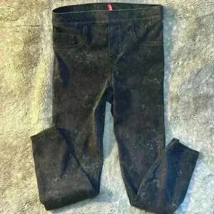 SPANX Women's Gray Marble High Rise Jean-Ish Leggings Size Medium